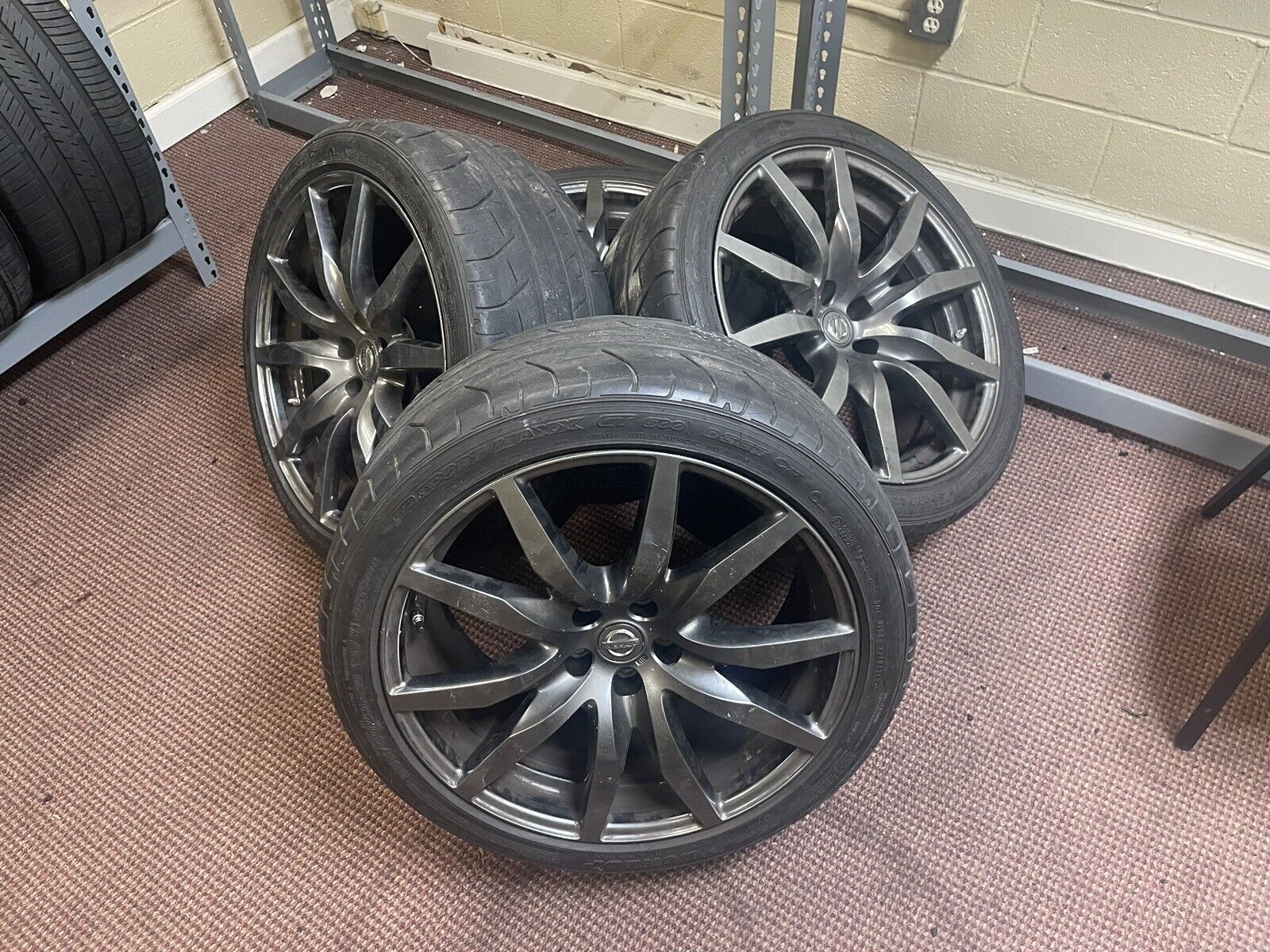 2014 Nissan GT-R Premium Model OEM Wheels/tires 20