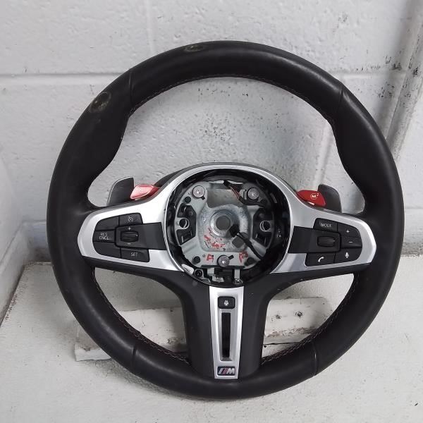 X3M       2020 Steering Wheel 945956