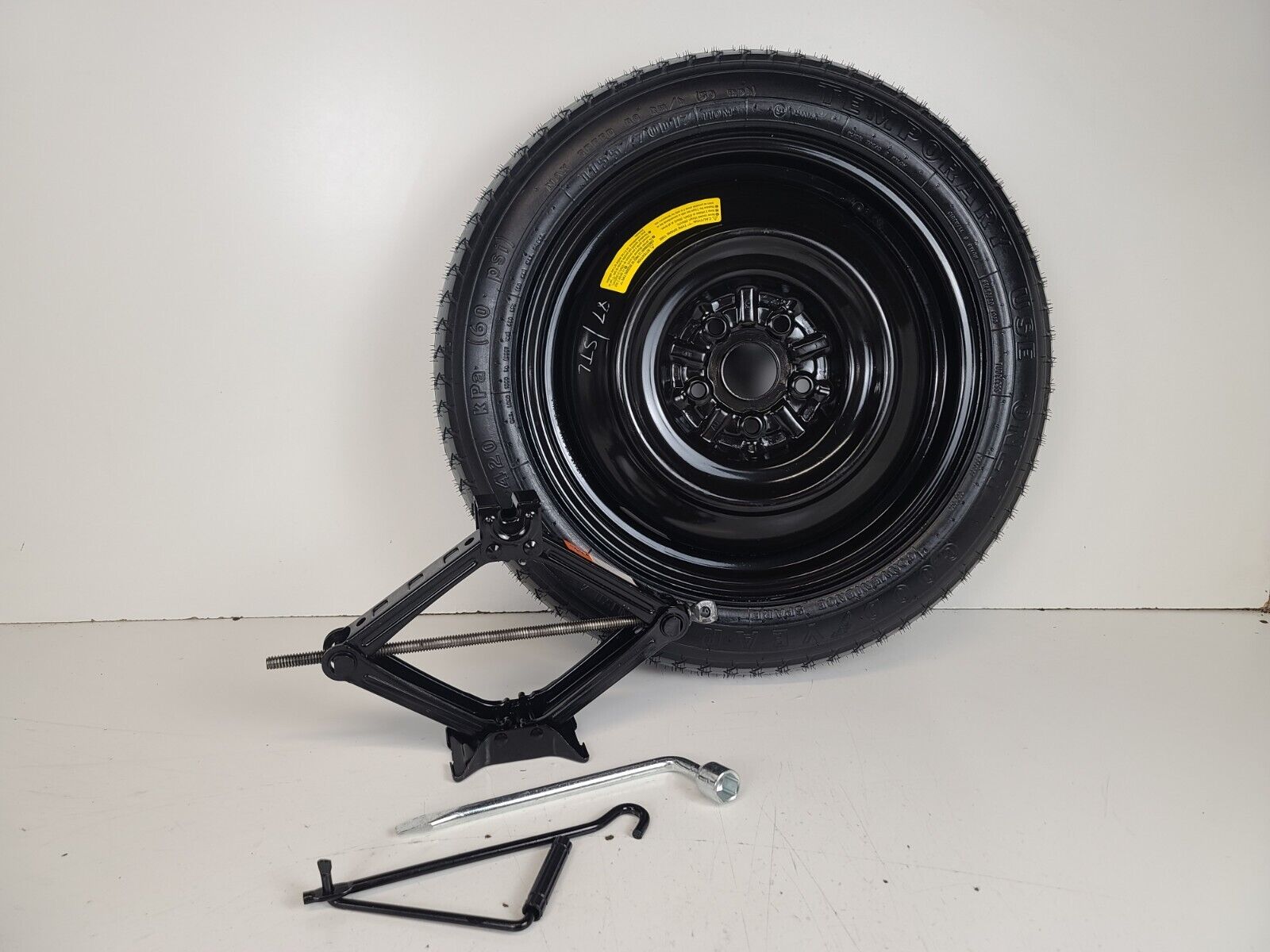 Spare Tire W/Jack Kit  17’’  Fits: 2015-2019 Subaru Legacy Outback Donut