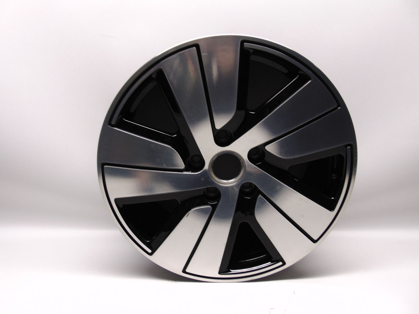 Genuine Porsche Taycan Single Front Black Diamond Cut Aero Alloy Wheel 9J x 19\