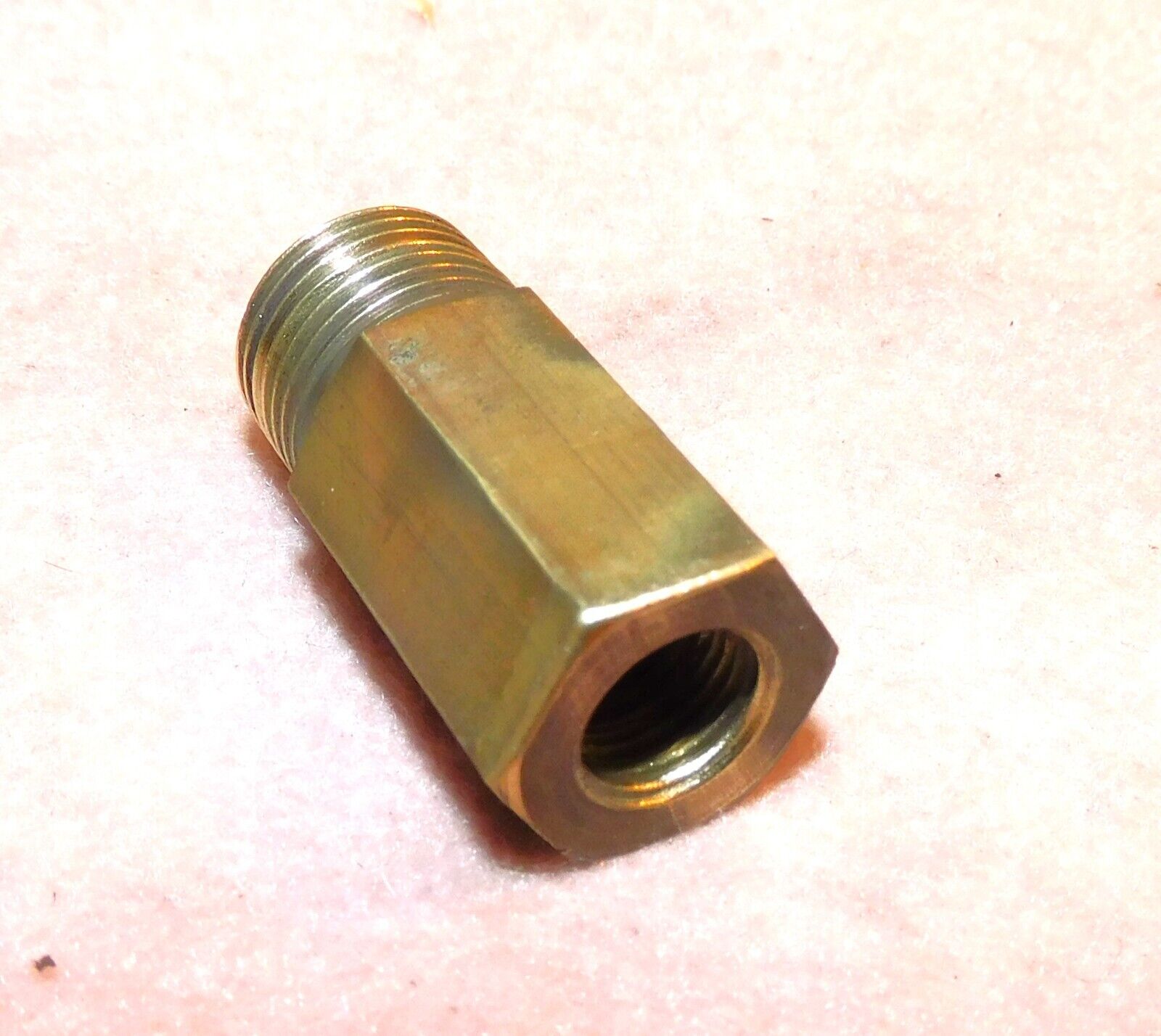 1965 1966 1967 Ford Mustang Falcon Comet ORIG 6CYL 200 A/T INTAKE VACUUM FITTING