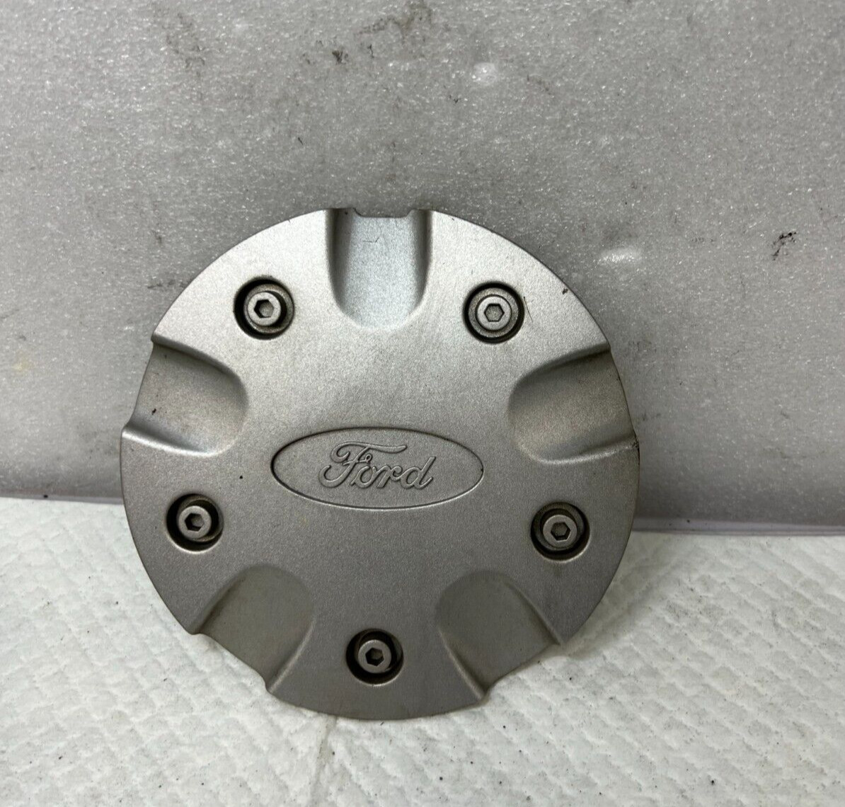 2001 Ford ESCORT  Wheel Center Cap Cover 2M51-1130-BA OEM (7)