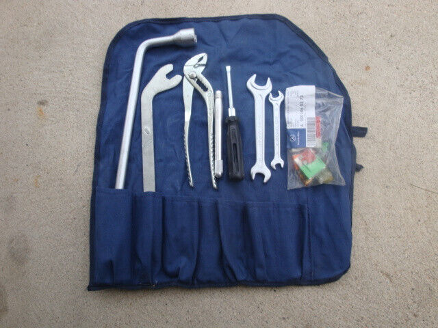 MERCEDES W208 98-03 CLK430 CLK320 TIRE TOOL KIT SET SPECIAL TOP WRENCH