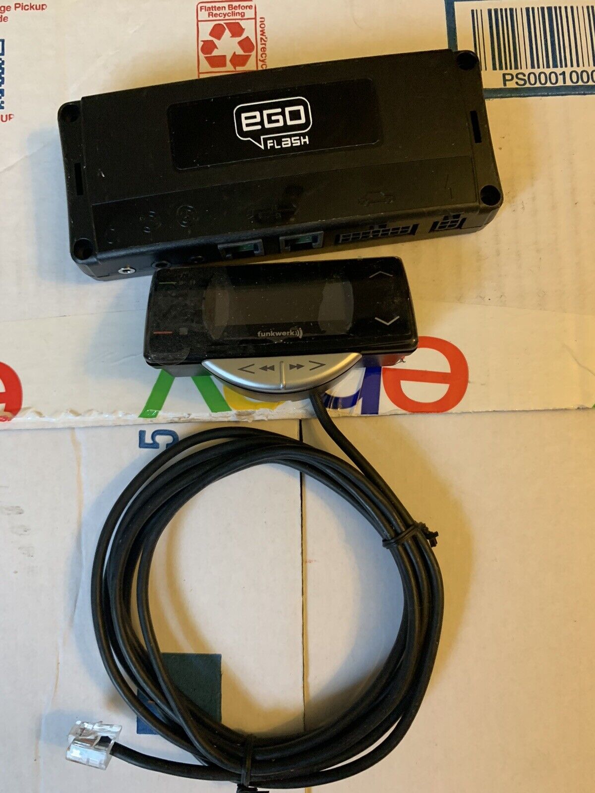 READ ALL EGO FLASH BLUETOOTH HANDS FREE CAR KIT WITH LED DISPLAY NOT TESTED