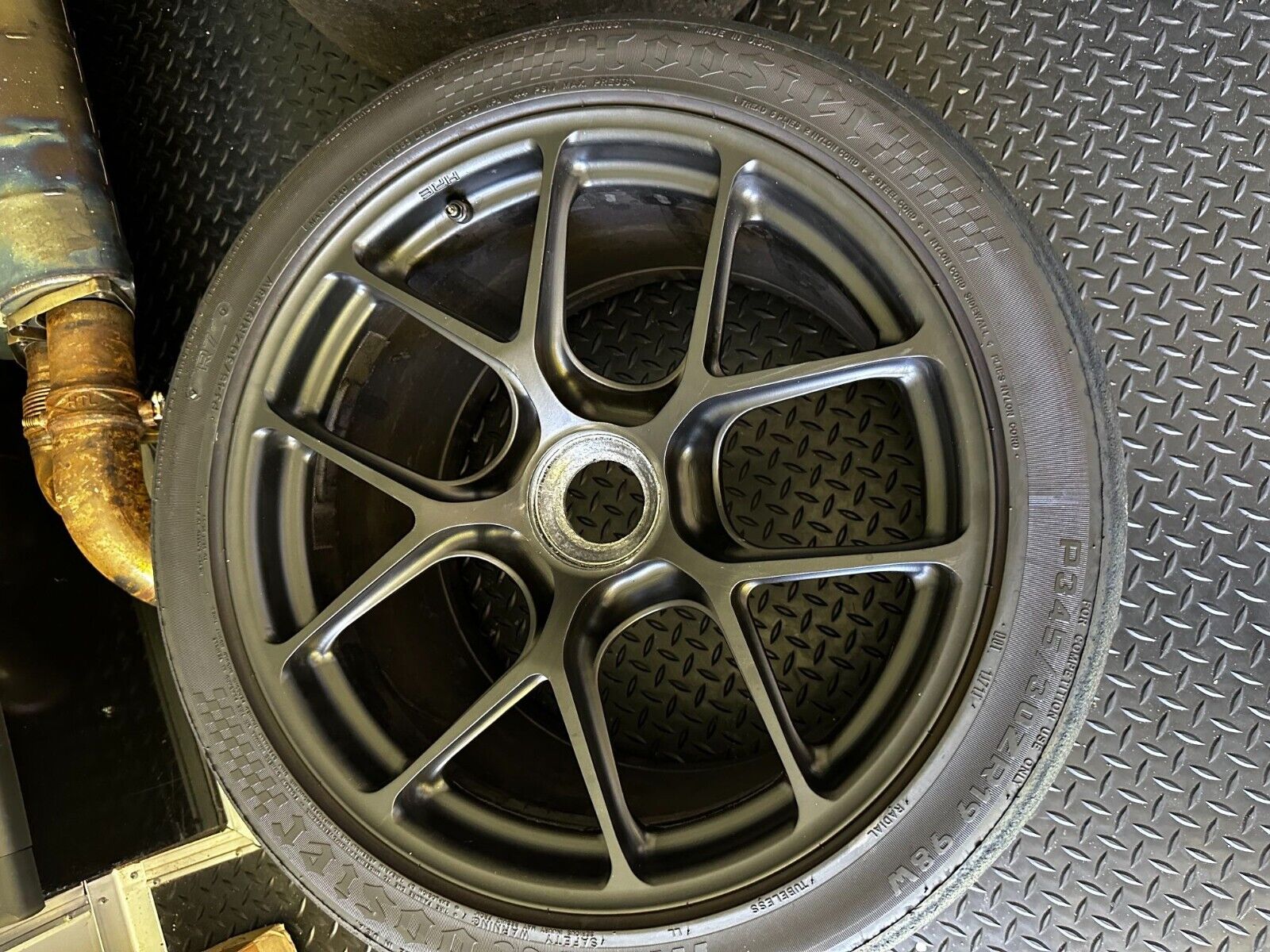 Porsche GT3 /rs Wheel Set HRE R101 Lightweight