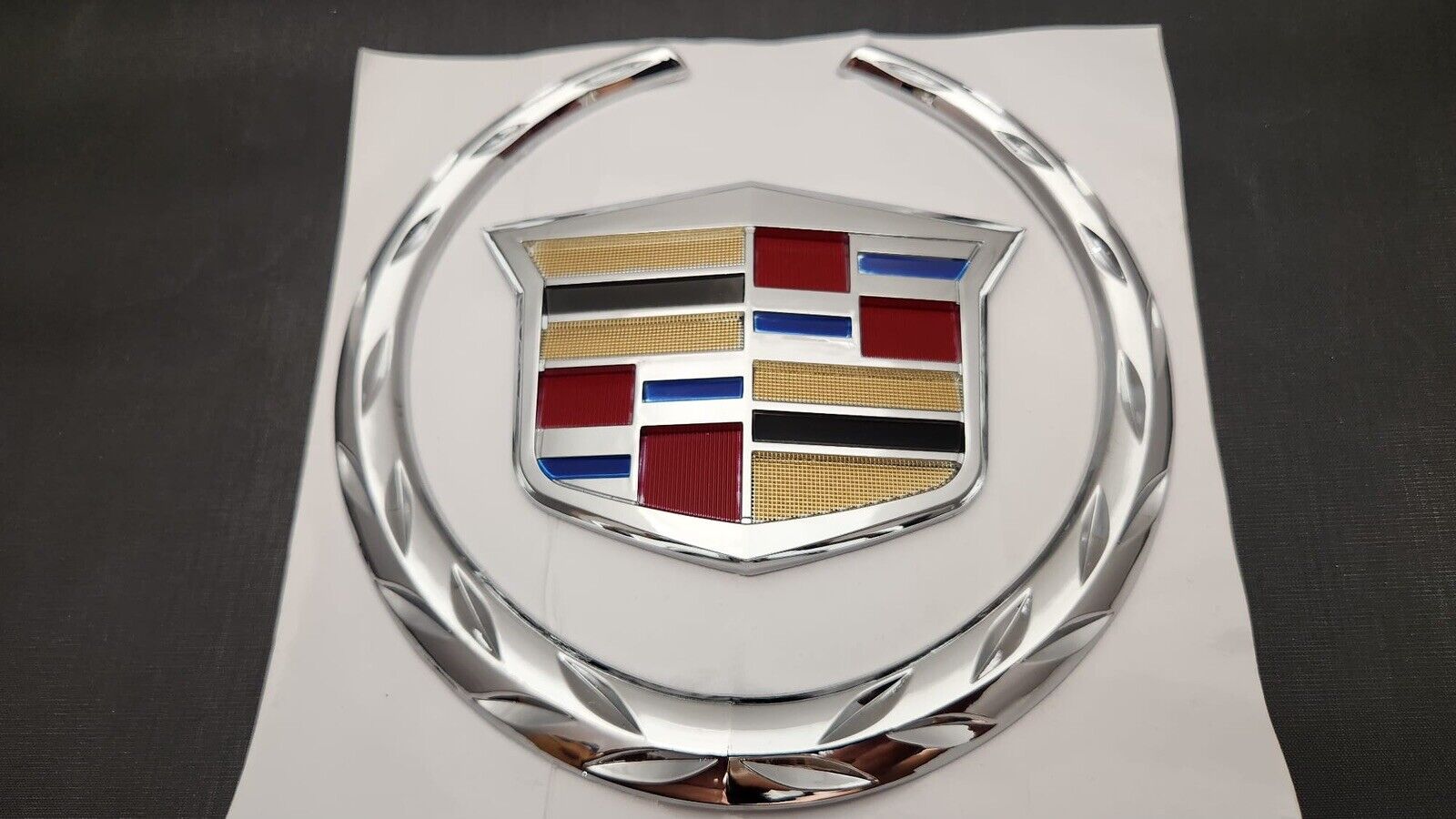 Cadillac ATS, CTS, DTS, SRX, STS Rear Trunk Emblem - Silver