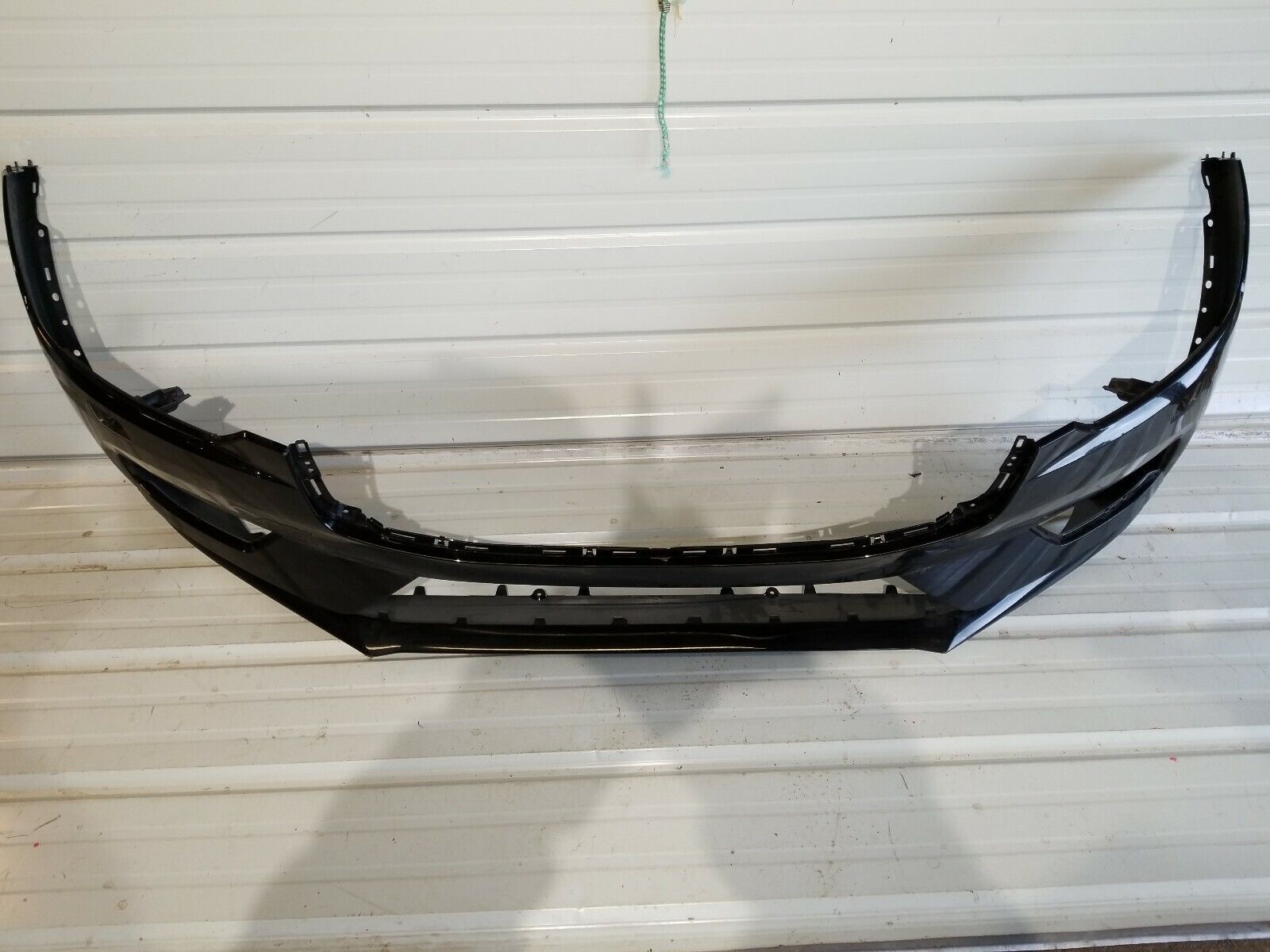 2018  VOLVO XC60 Front Bumper Cover OEM \