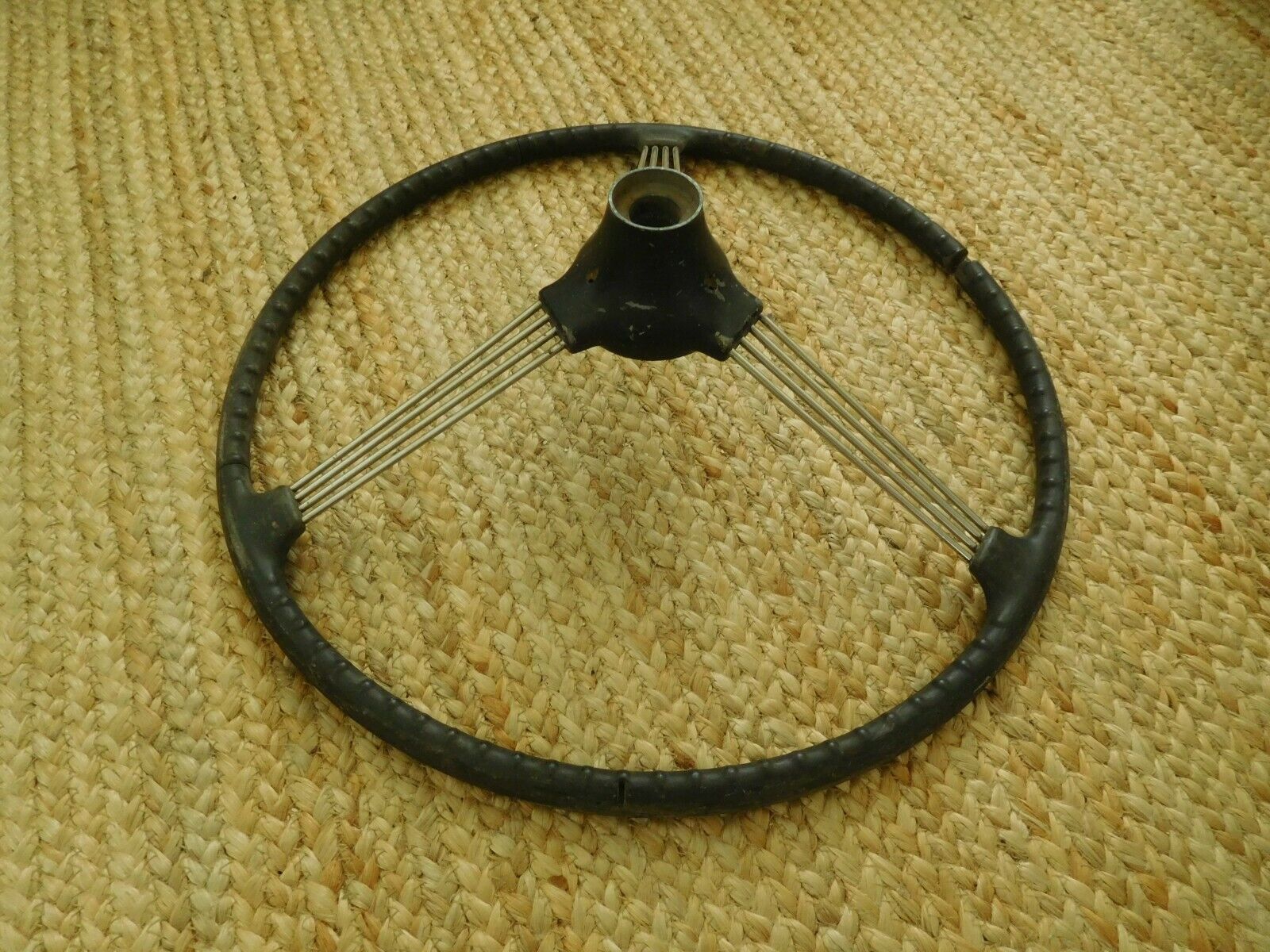1959 1964 Morris Minor 1000 “Banjo” Wire Spoke Steering Wheel British