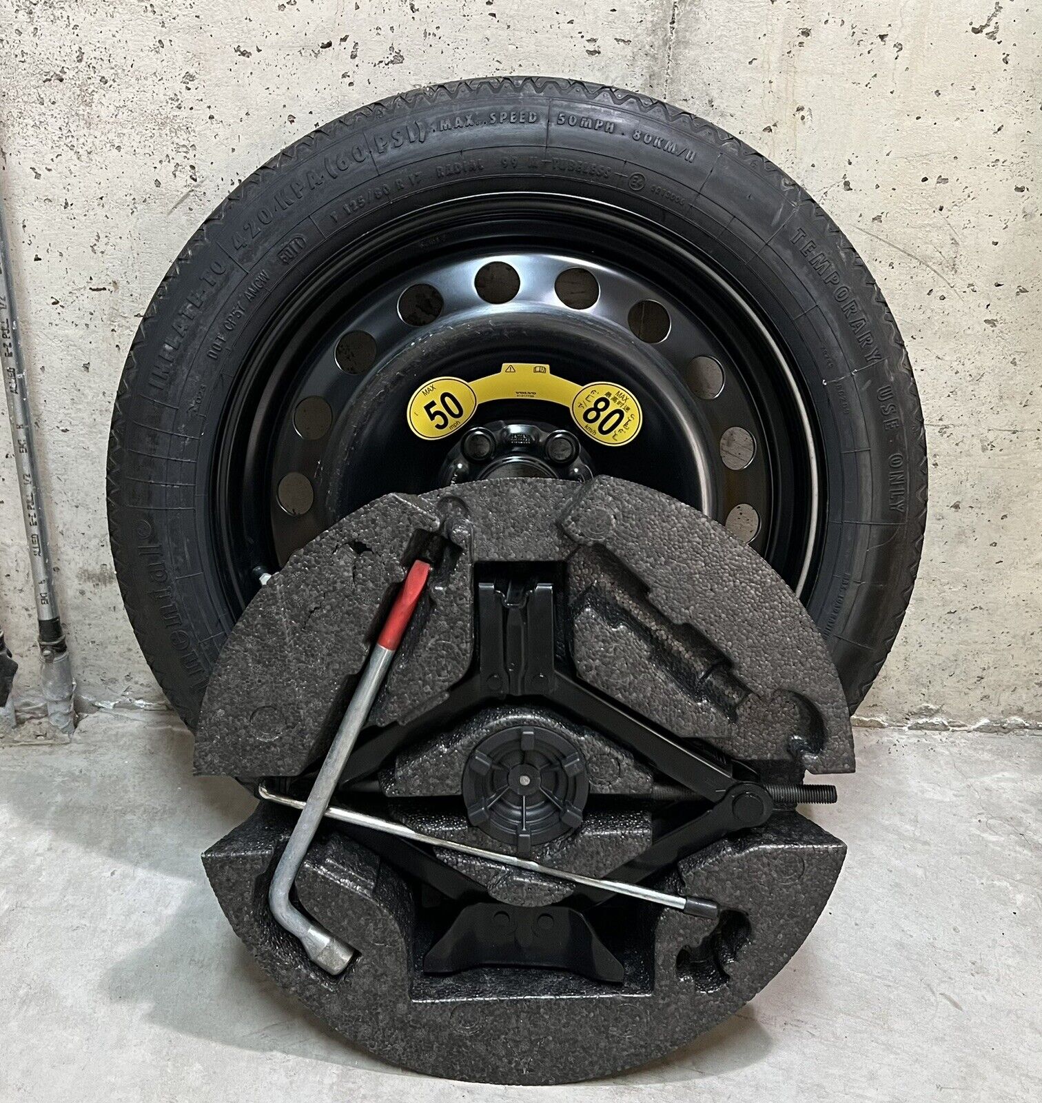 Spare Tire Kit 17