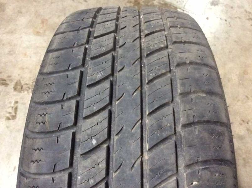 USED UNIROYAL TIGER PAW TOURING 215/50/17 HIGHWAY TIRE | 8/32 TREAD DEPTH