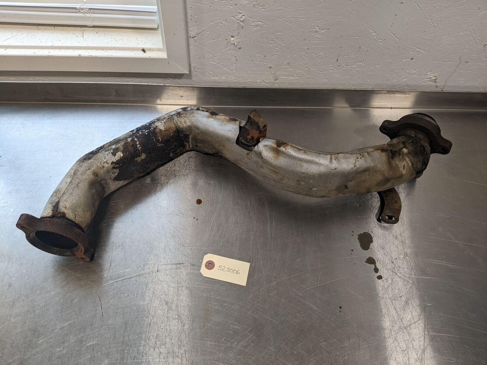 Exhaust Crossover From 2001 Oldsmobile Aurora  4.0