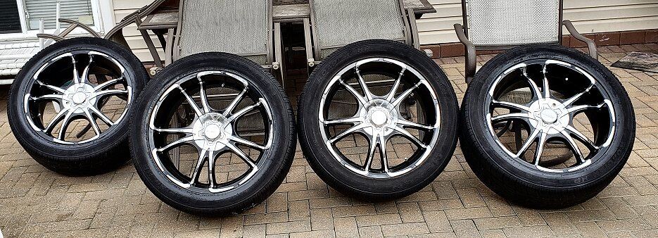 4 x Wide Track Nexen Roadian HP 275/45R20 Tires Mounted & 4 Forte Wide Rims