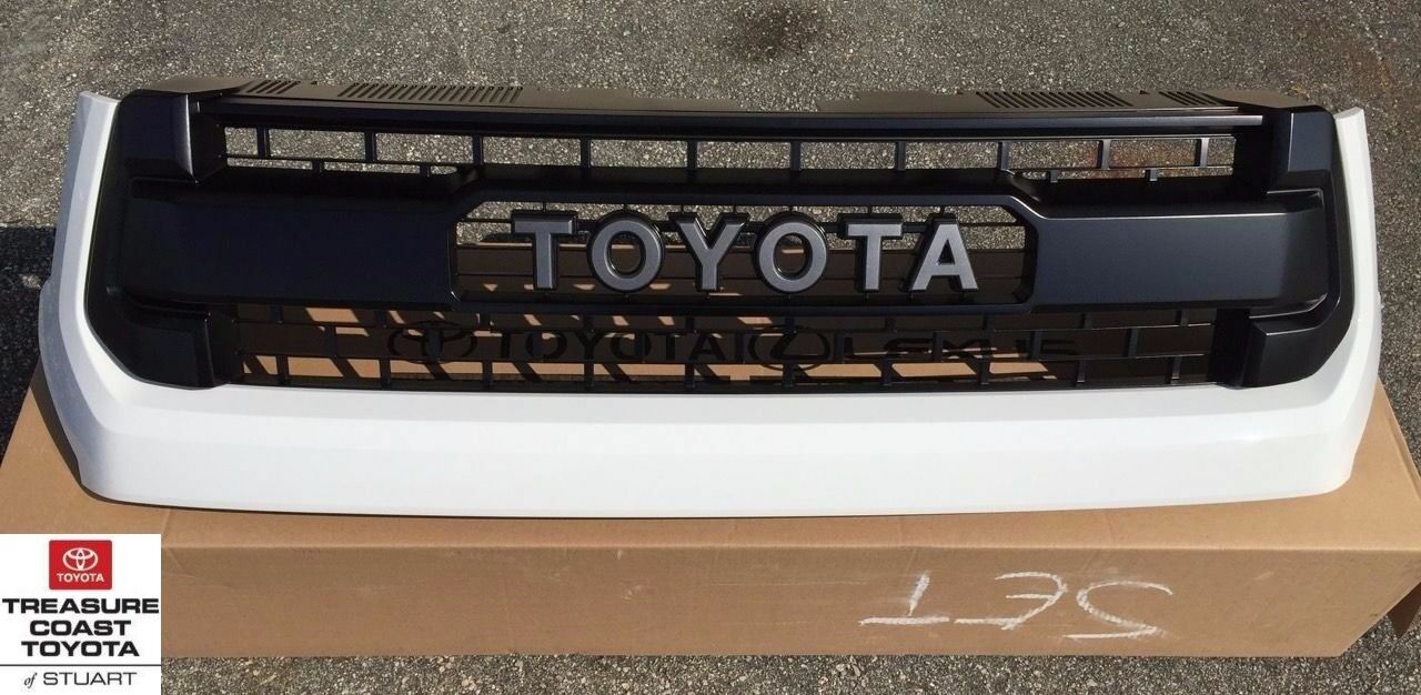 NEW OEM TOYOTA TUNDRA 2015-2017 TRD PRO GRILLE CODE 040