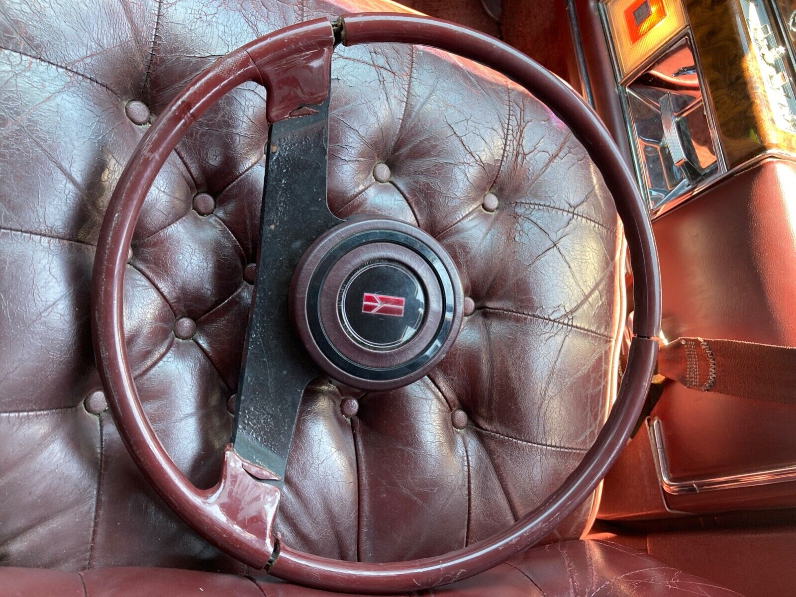 1985 cutlass supreme steering wheel