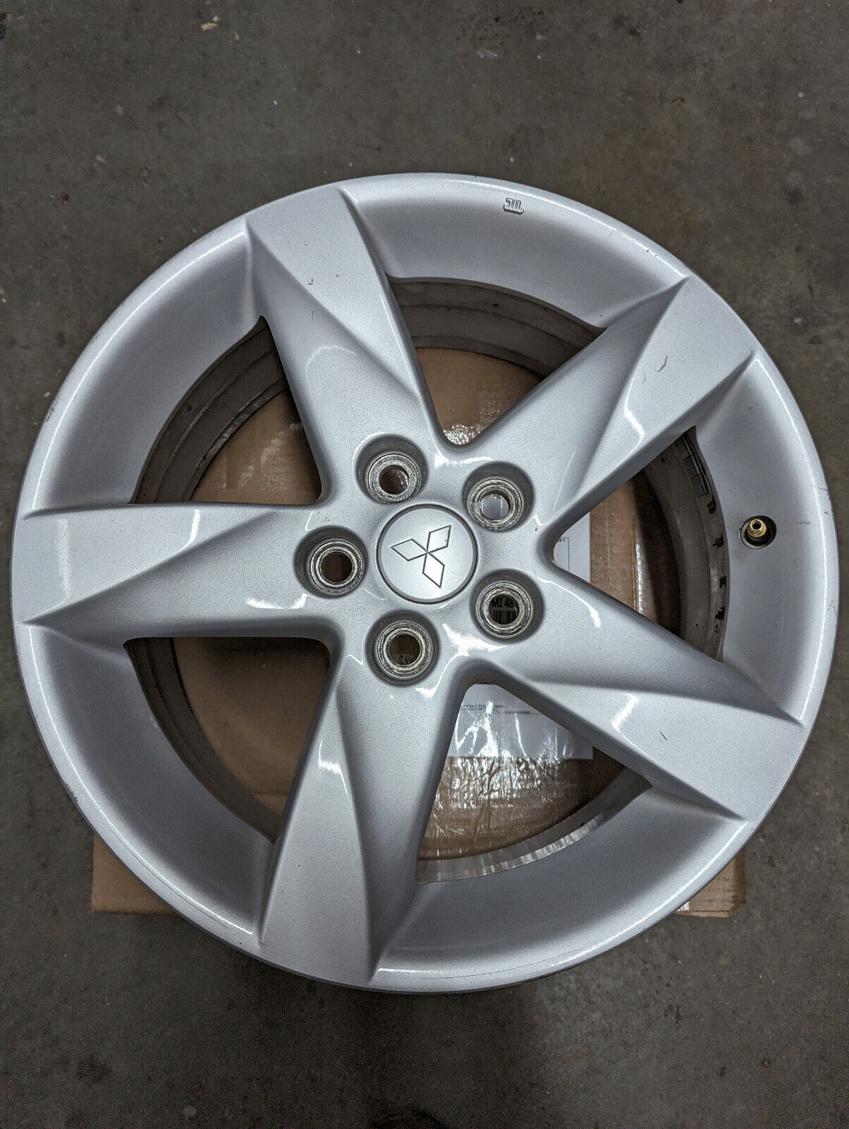 Mitsubishi Eclipse OEM Aluminum Alloy Wheel  17x7.5 5x114.3 / 5x4.5