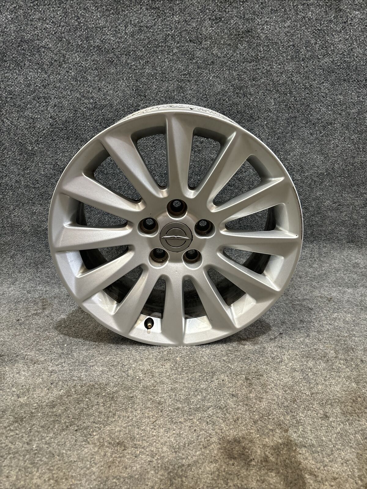 13-15  Chrysler 300 17” Aluminum Wheel