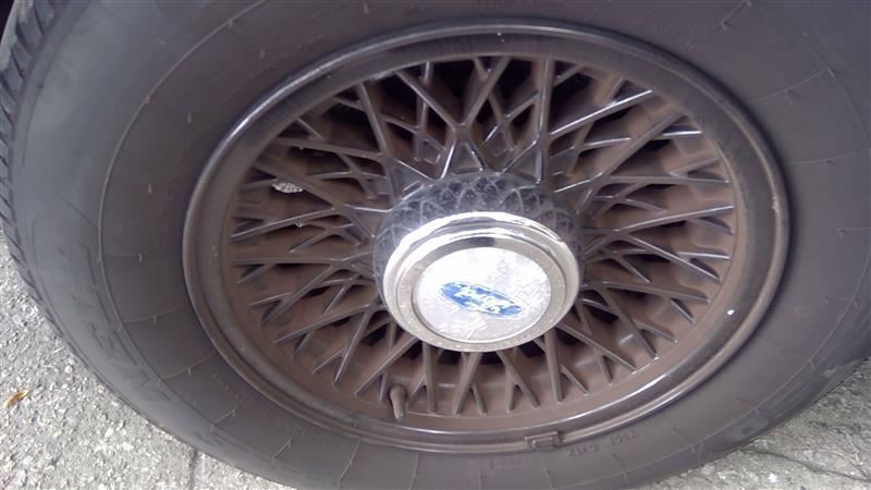 Wheel 15x6-1/2 Aluminum Lacy Spoke Design Fits 93-96 CROWN VICTORIA 934173