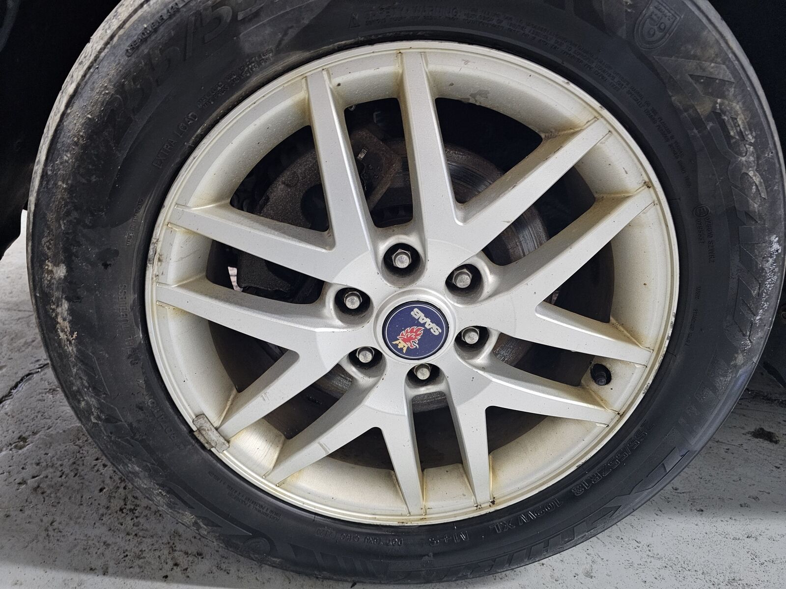 Used Wheel fits: 2005  Saab 9-7x 18x8 alloy 6 Y spokes silver painted opt P4