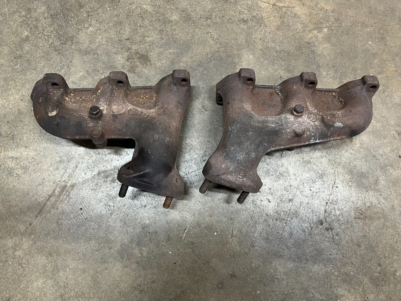 87-91 BMW E30 325i M20 6-Cylinder E34 Factory Exhaust Manifold Pair Front Rear