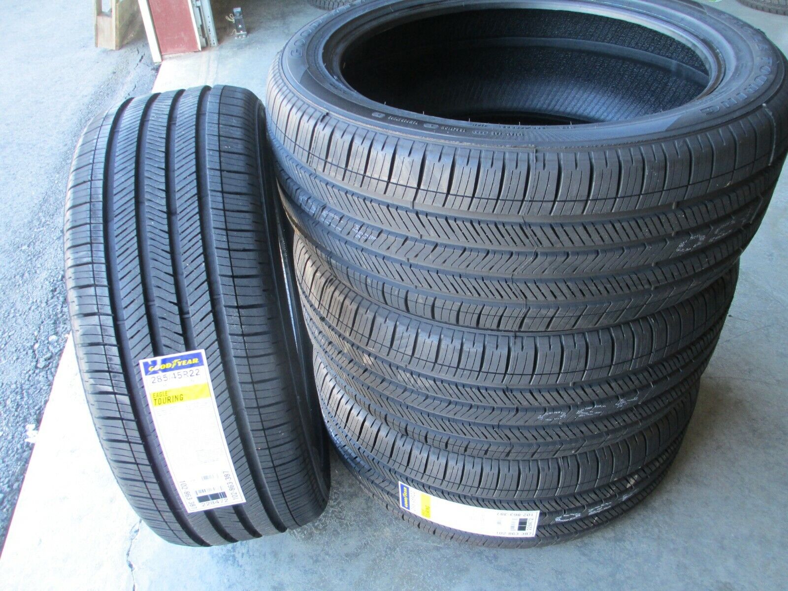 4 New 285/45R22 Goodyear Eagle Touring Tires 2854522 45 22 R22 45R Made in USA
