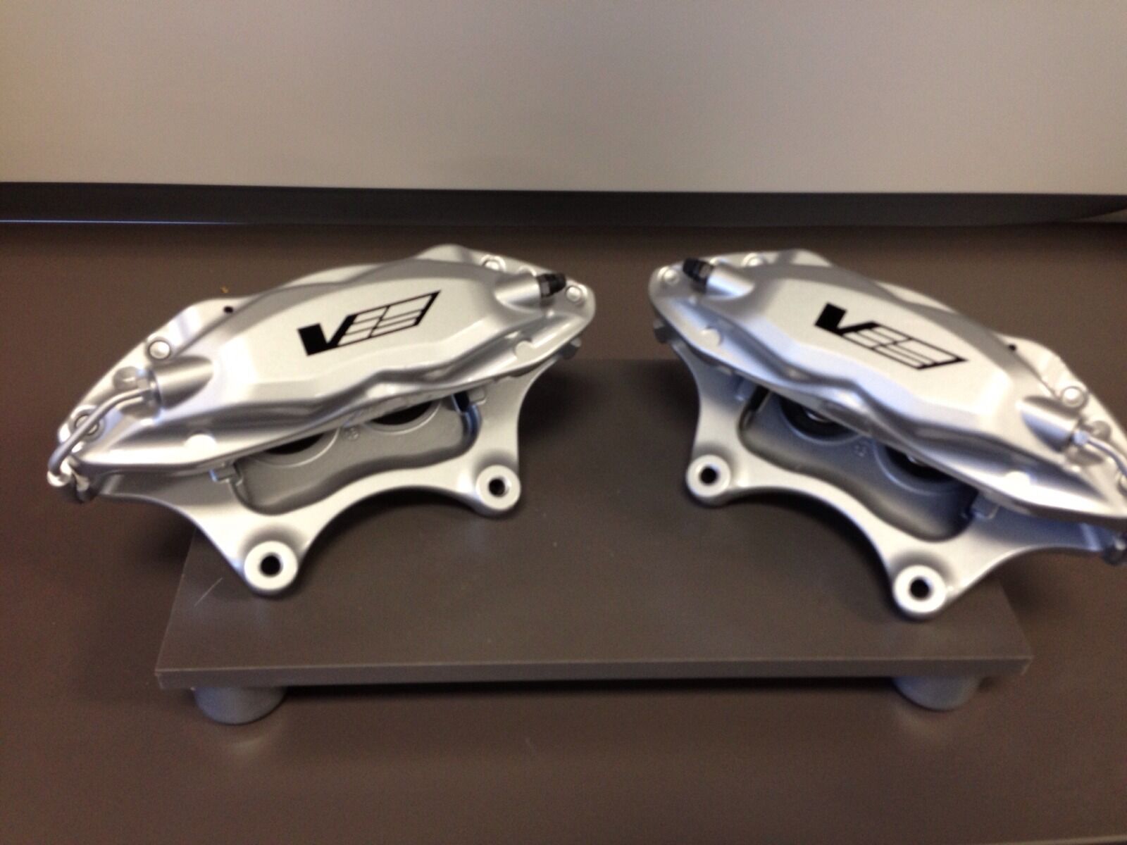 CTS-V Silver 4 Piston Front Calipers Pair New Cadillac Brembo Pontiac G8