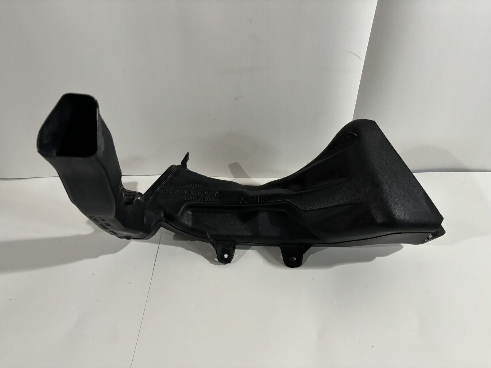 2006 2007 2008 LEXUS GS300 GS350 GS430 GS460 FRONT LEFT LOWER AIR INTAKE DUCT