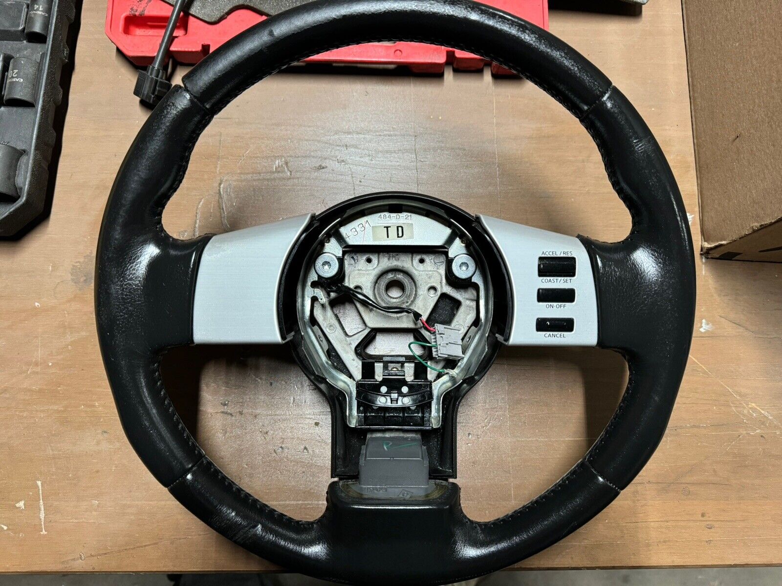 Nissan 350Z Steering Wheel 2003 2004 2005 2006 2007 2008