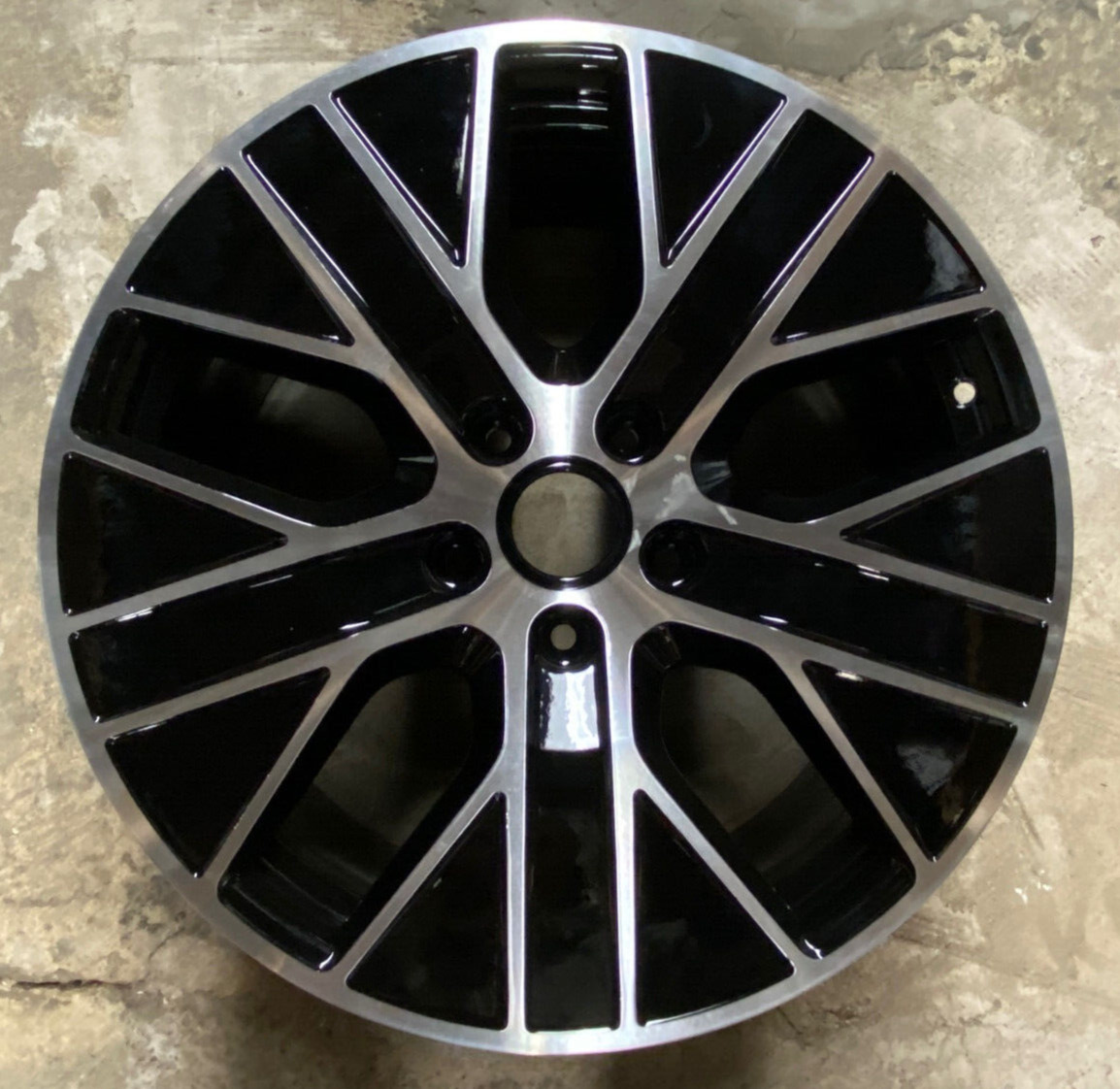 1 Porsche Taycan Wheel Rim 20X9\