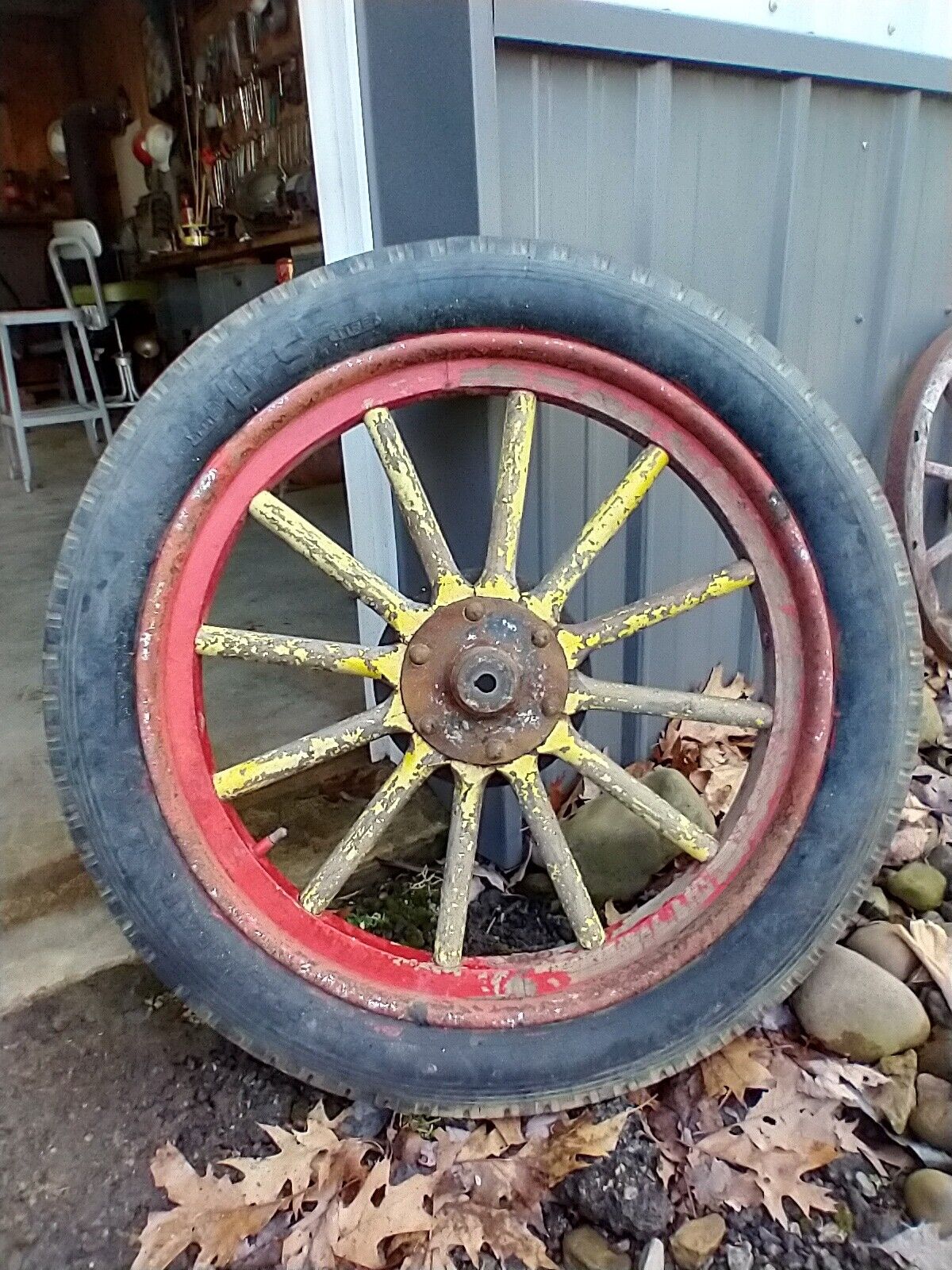 Antique wood spoke automobile rim Wheel Ford Model T collectible 24” Across/Tire
