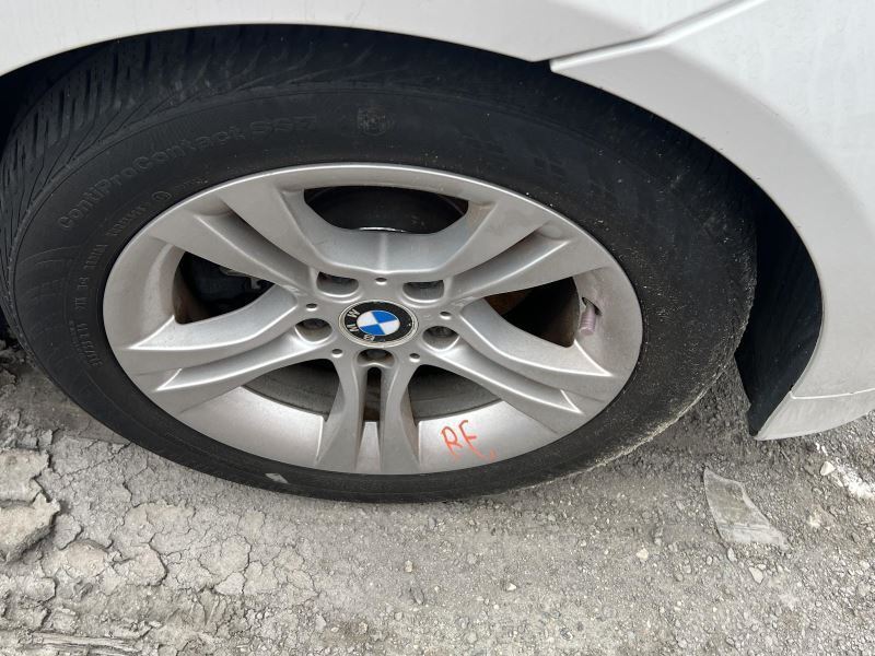 (WHEEL ONLY, NO TIRE) Wheel16x7 Alloy 5 V Wide Spoke Fits 06-12 BMW 323i 952308