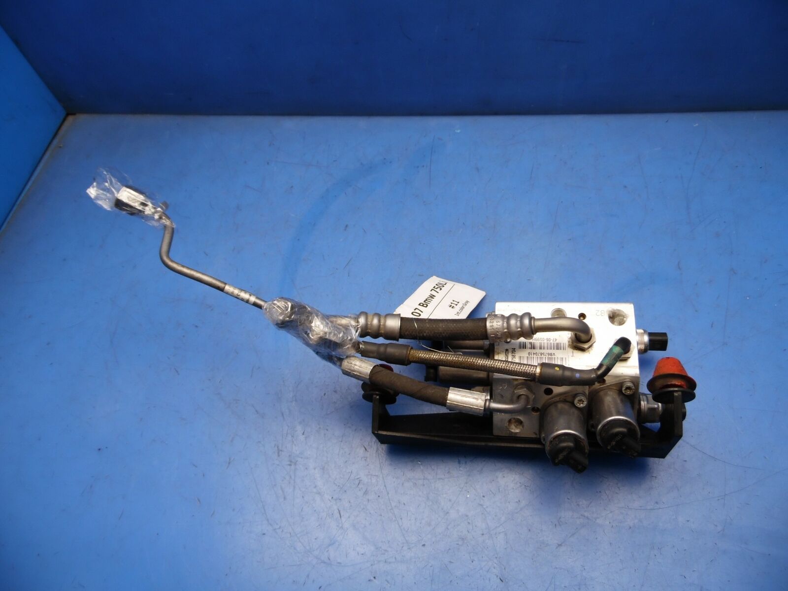 02-08 BMW 7 series E66 750Li OEM Hydraulic dynamic suspension valve pump #11