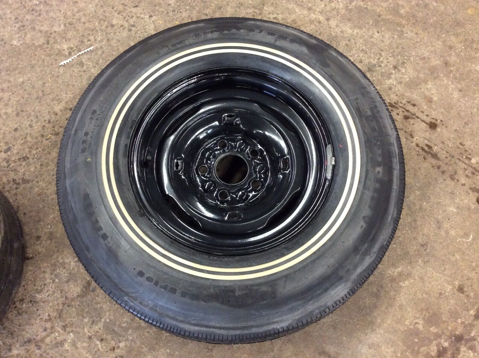 NOS 1970 70 Buick Wildcat Electra Spare Tire & Wheel Firestone Never Driven On