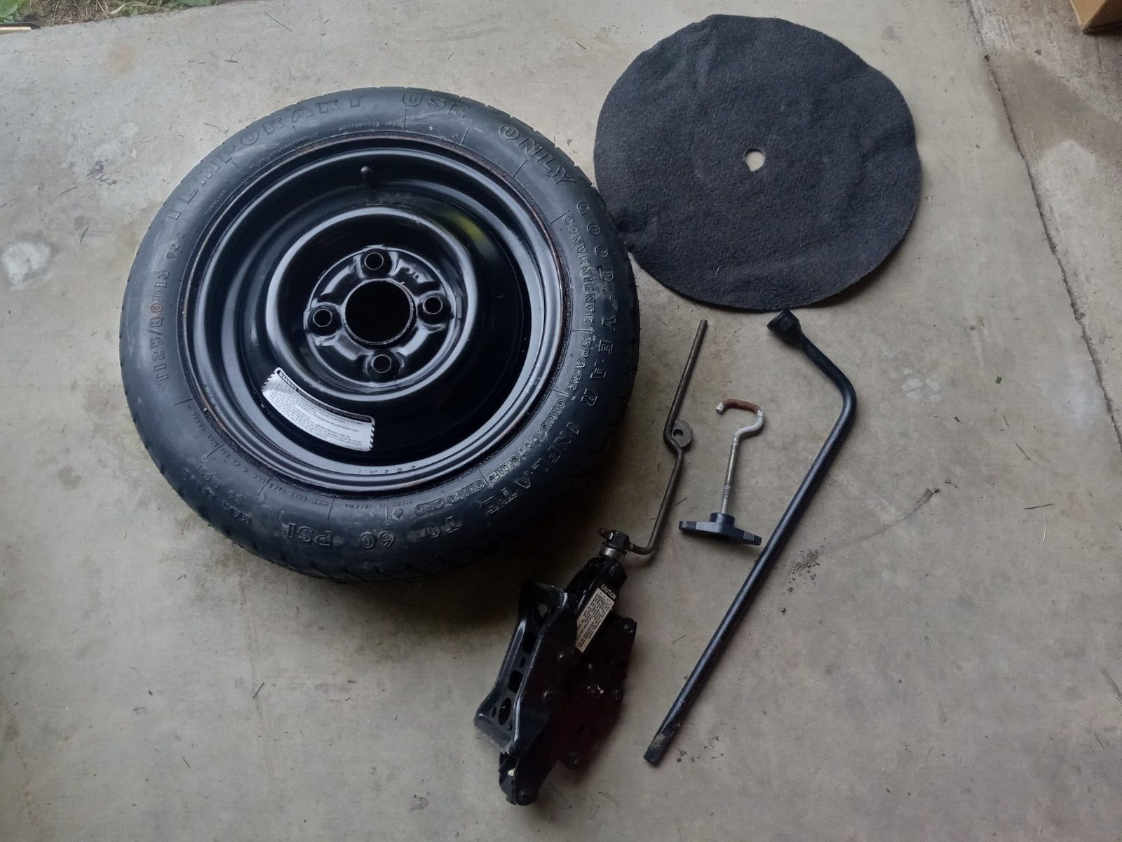 1992 Ford Tempo Spare Tire and Jack