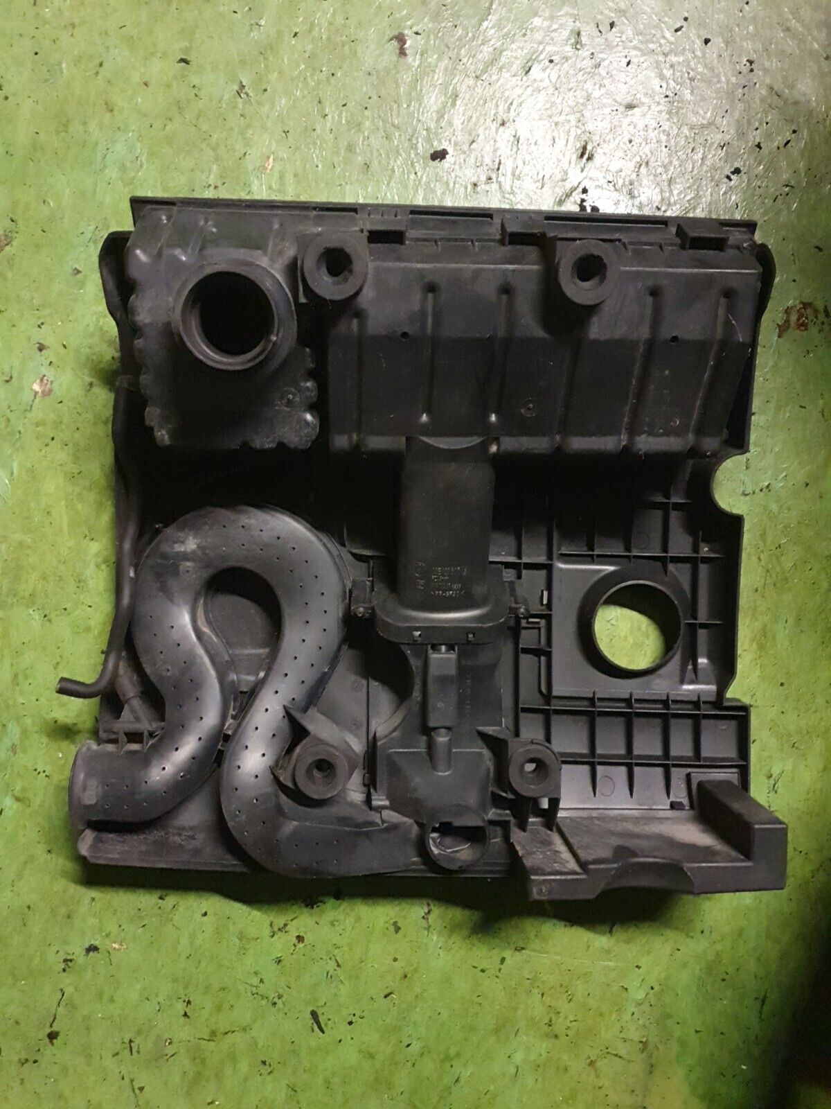skoda fabia Air Inlet With Rocker Cover