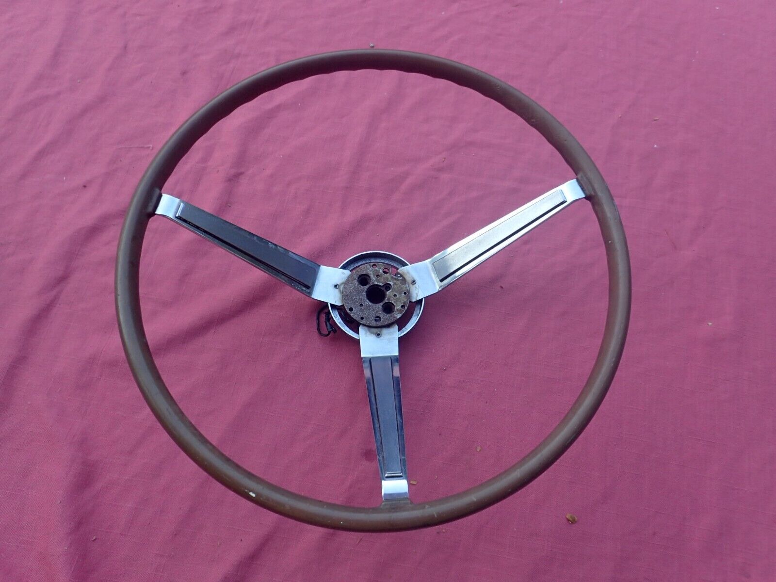 1964-67 MoPar simulated woodgrain steering wheel, nice 2530250 Dodge Plymouth