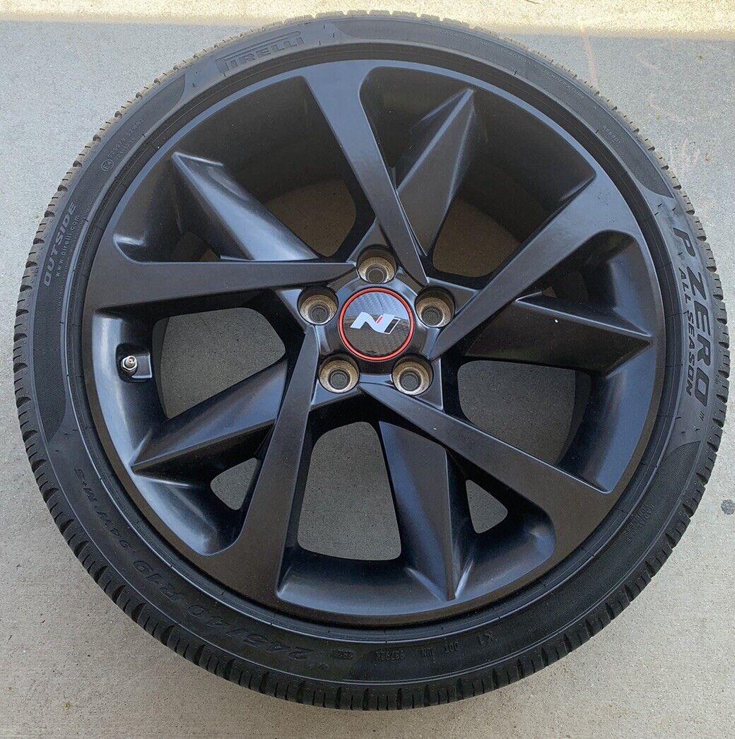 Hyundai Sonata OEM 19 Inch Alloy Wheel And Tire Matte Black 52910-L0ZA0