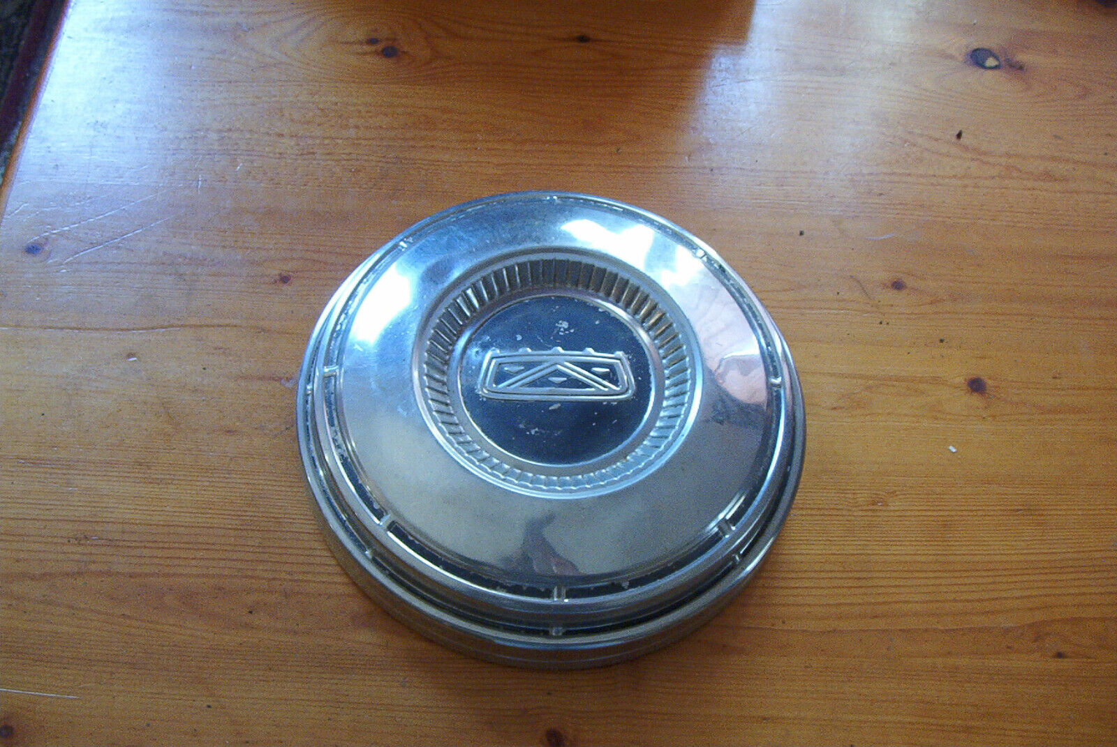 OE vintage 60s/70s Ford Torino/Fairlane 9.5 in dog dish, flawed,still useful
