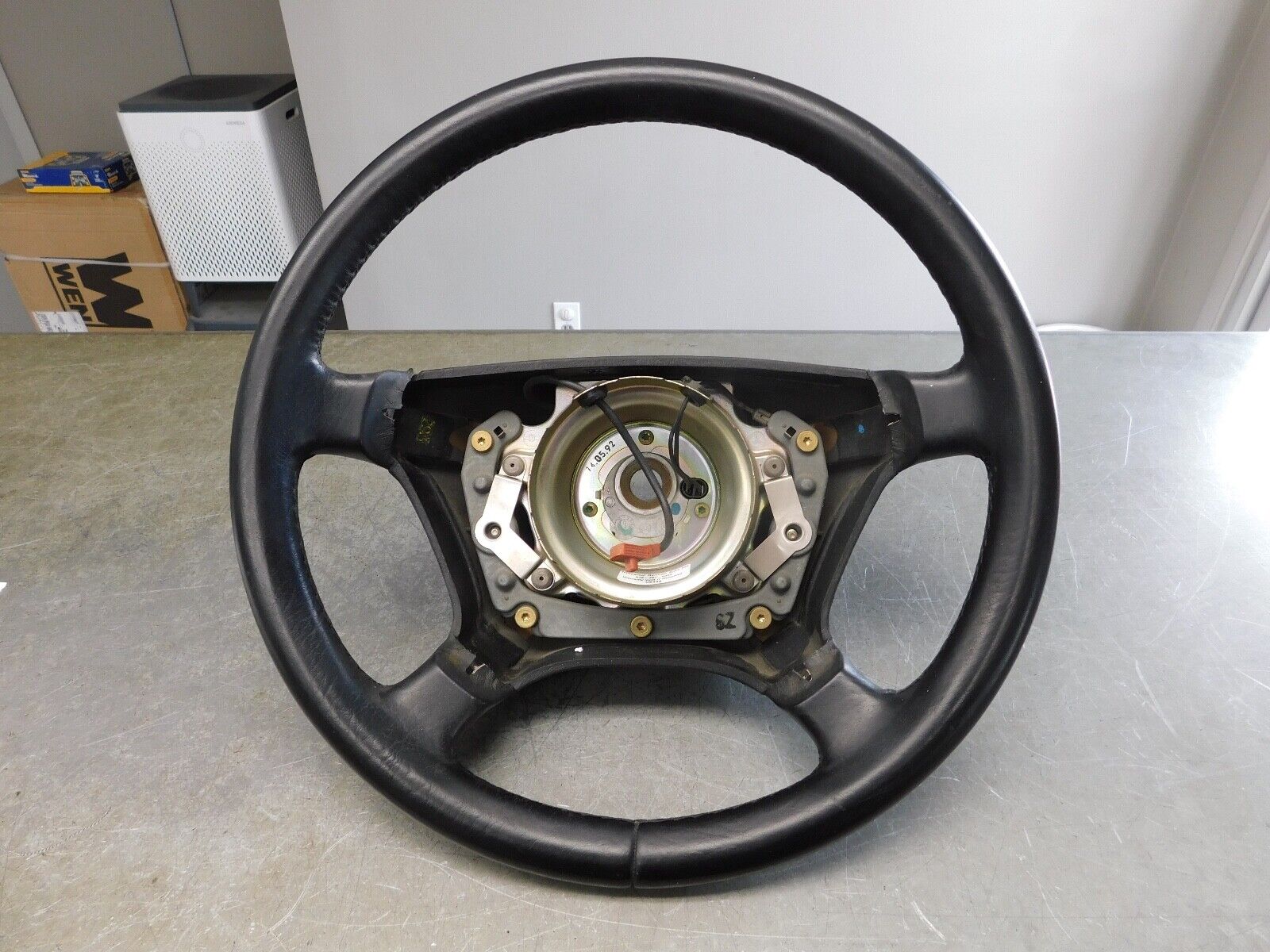 W124 1993 1994 1995 300E 300CE E320 E420 E300 Steering Wheel Black Leather
