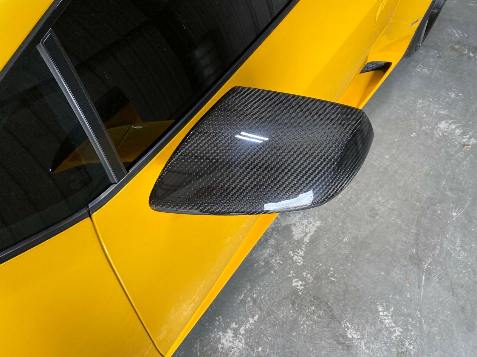 Lamborghini Huracan Carbon Fiber Mirror Covers Gloss Finish