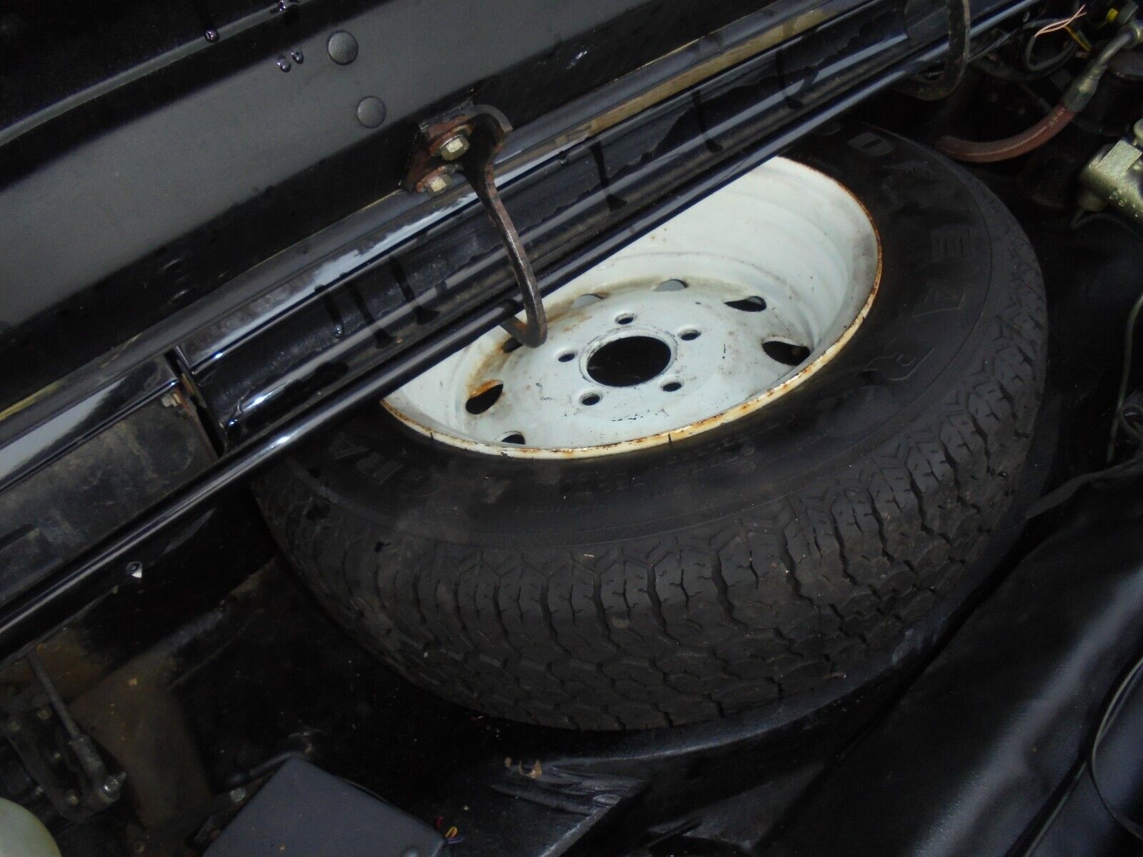 Lotus Esprit Spare Wheel - dodgy measurements make it a Stevens car ??