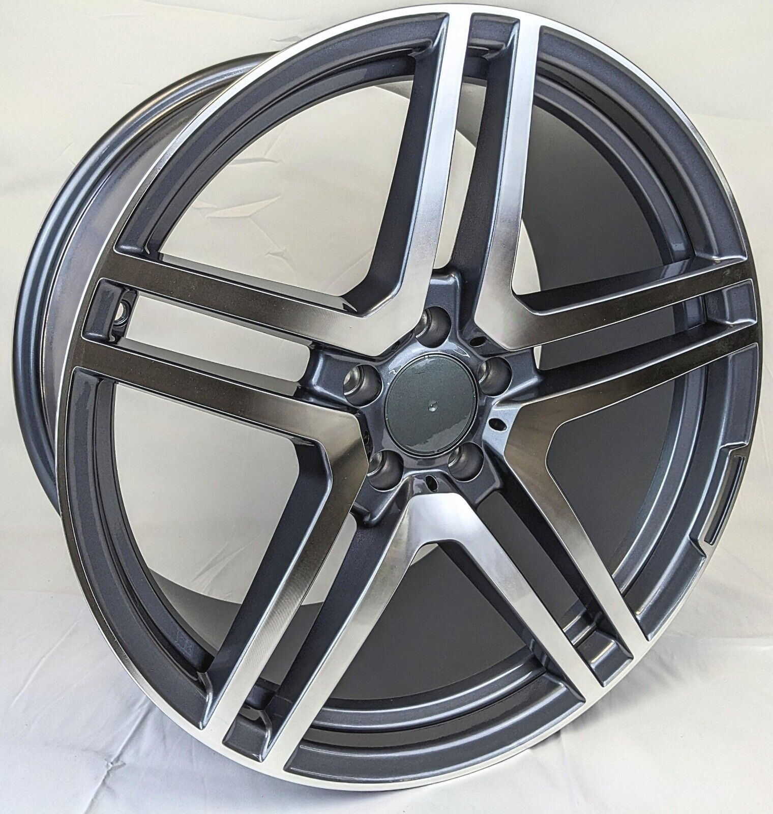 18 Wheels Rims Fits Mercedes E350 C350 S55 AMG E C 18 x 8.5 & 18 x 9.5 Staggered