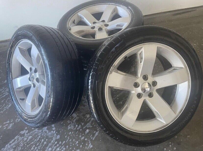 OEM dodge challenger/ Charger  rims With Tires 235/50R18