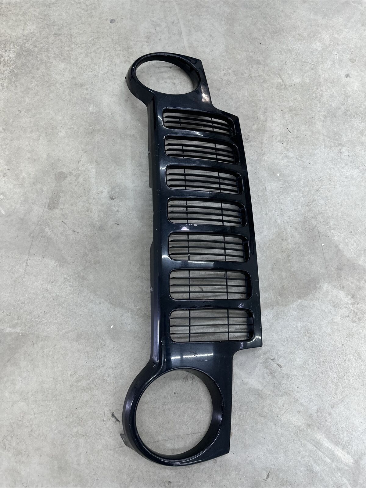 02-04 Jeep Liberty Front End Header Panel Radiator Grille PX8 OEM Black Read