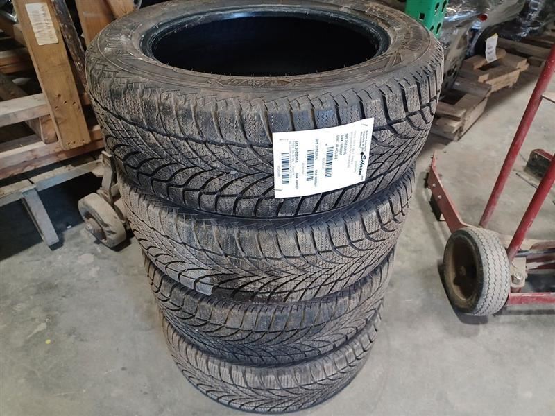 205/55 R16 Tire Set Goodyear Winter Cmd 9/32 Tread Depth 2820647