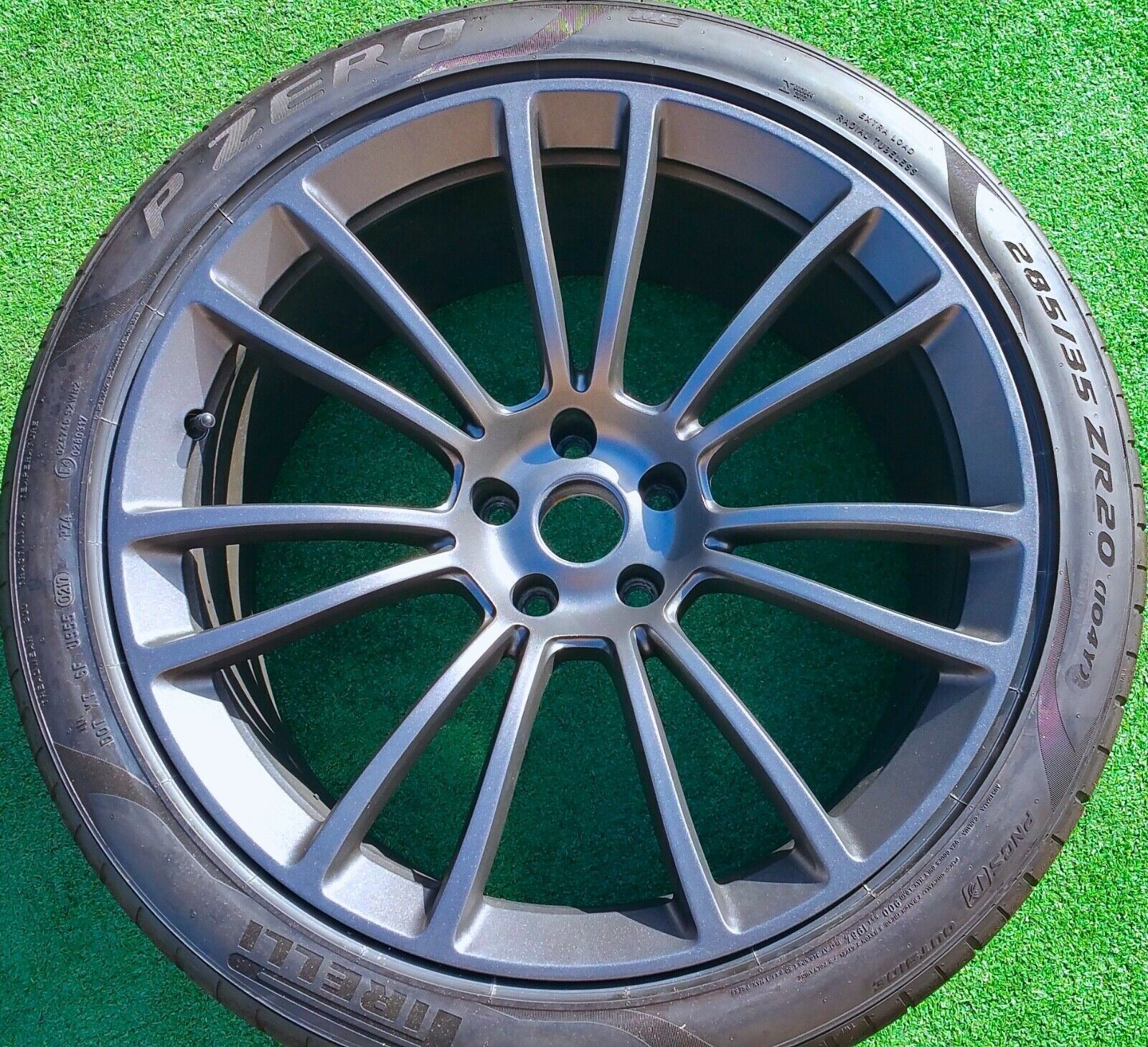 Factory McLaren 570GT 570S Wheels Tires OEM Lightweight Forged Genuine Set 570 4