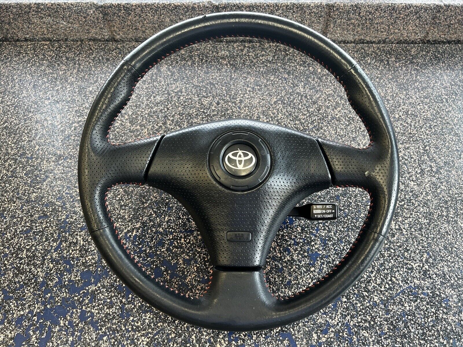 2001 2002 OEM Toyota Corolla S 3 Spoke Sport Red Stitches Steering Wheel