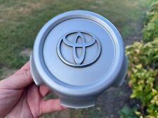 TOYOTA LAND CRUISER OEM WHEEL CENTER CAP SILVER FINISH 1998-2002 PACIFIC picture