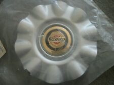 Chrysler Sebring wheel center cap picture