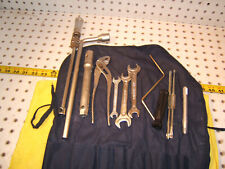 Mercerdes C126 560SEC 1991 in Rear trunk Genuine 1 set of 12 Tool /Blue 1 Pouch picture